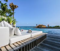 Villa The Beach Villa Cemagi, Pool Pavilion